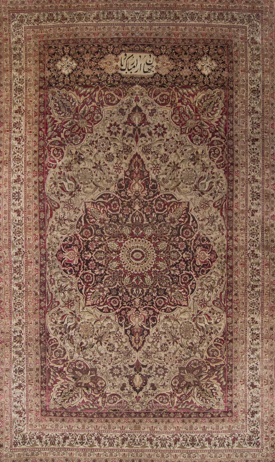 AN-6158 - قالی آنتیک موزهای اصفهان